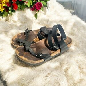 Birkenstock Yara Black Leather Sandals – Women’s Size EU 37 / US 6–6.5